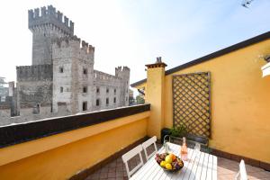 Sunset Apartment Home & Terrace