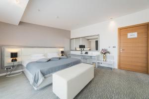 Deluxe Suite room in Hotel Aurel