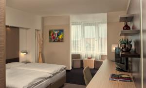 Deluxe Double or Twin Room room in Estrel Hotel Berlin