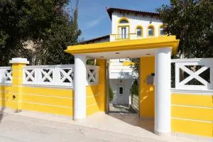 Golden Seaside House number 1 - Saterlí