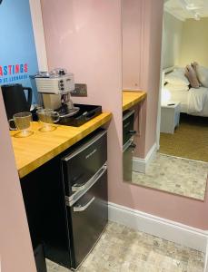 Cosy Central Hideaway