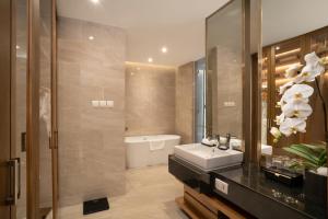 2 Bedrooms Junior Garden Villa