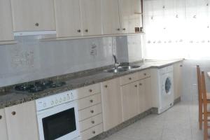 Piso vistas al mar. Playa de Aguete. Rías Baixas.