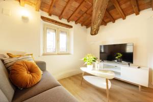 Sibilla Luxury Flat in center town