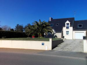 Maisons de vacances Maison de 4 chambres avec jardin clos et wifi a Tregomeur a 5 km de la plage : photos des chambres