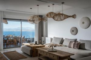 Lady Sea Villa - 6 Bedroom Sea View Villa in Crete