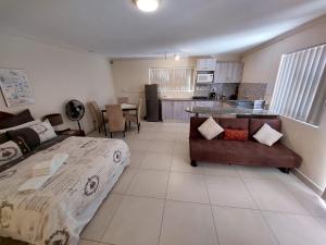 Lyns Self Catering
