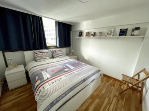 Appartements Type 3 entierement renove vue pleine mer Malo : photos des chambres