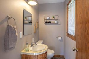 Family Home W 2 King, 2 Queen Beds + Game Room
