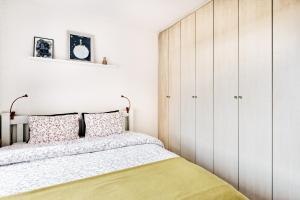 LIL Apartment with Tyn Cathedral View, Parking & AC