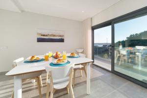 Lagoa Views - Holiday Apartment