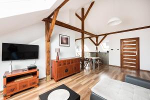 Plac Narutowicza Two-Level Apartment by BookingHost