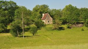 Maisons de vacances Gites de Combarel : photos des chambres