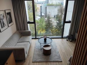 Easy Rent Apartments - Unia Art Residence 83