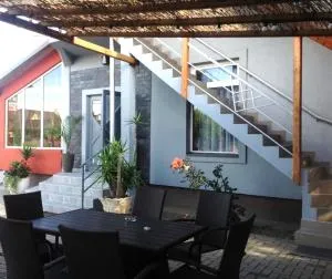 Pensiunea Evelyn - Cotu Siretului