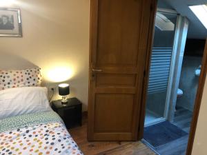 Maisons de vacances Maison de ville avec garage : photos des chambres