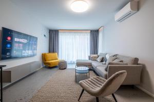 Emirates Luxury Apartment Free Parking Terrace