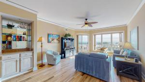 4505 Windsor Court North