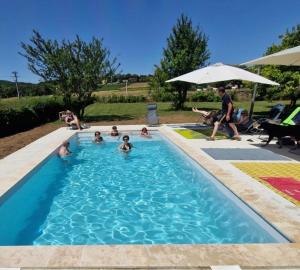 Maisons d'hotes Chateau du Mauny, gites et chambres d'hotes en Bourgogne : photos des chambres