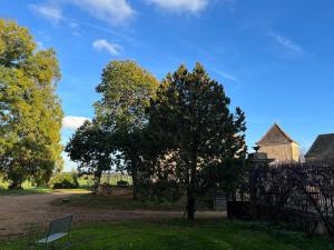 Maisons d'hotes Chateau du Mauny, gites et chambres d'hotes en Bourgogne : photos des chambres