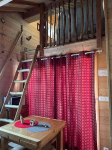 Chalets La Cabane a l'Oree des Bornes : Chalet 2 Chambres