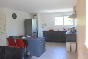 Campings Camping les Chenes : Maison 2 Chambres