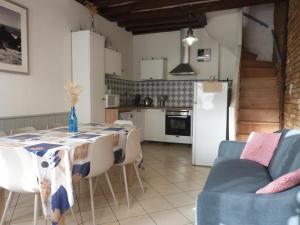 Maisons de vacances Maison Atypique pecheur DIEPPE 6 personnes et bebe proche bord de mer : photos des chambres