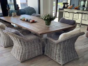 Exclusive villa with boat terrace