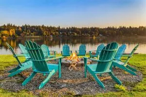 The Hammersley Luxury Waterfront Estate! - Kamilche