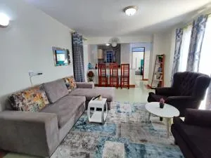 Blissful 2 Bedroom fully furnished apartment - Kariobangi