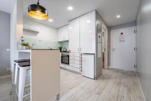 Oporto Wine Cellars Flat With Terrace