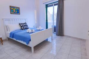 Christos Apt - City Center w Royal Garden View