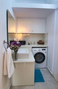 Christos Apt - City Center w Royal Garden View