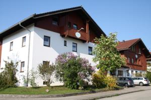 3 star pansion Abendruhe Hotel Garni kontakloser check in check out Oberhaching Saksamaa