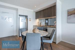 Melbourne Private Apartments - Collins Street Waterfront, Docklands
