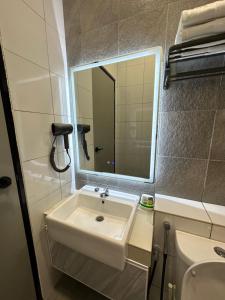 Sandakan SeaView-Suite Top Floor