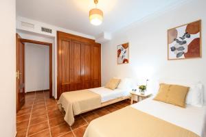 Sauna, 3 bedroom apartment by 10ToSea