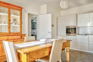 Villa Il Poggino - Modern House