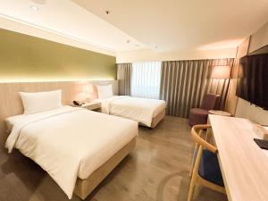 Green Hotel - Tea Way