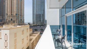 Dream Inn Apartments - Marina Arcade Tower