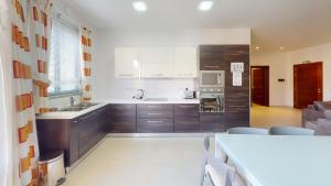 Spacious 2 bedroom apartment in Sliema