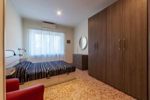GuestHost - Santa Croce & MM San Giovanni Apartment