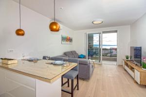 Sky Di Mare - Free private Garage