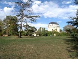Maisons de vacances Chateau Dehes Gazaupouy 1 chambre d'hote et 1 Gite : photos des chambres