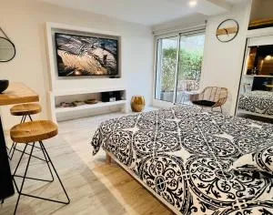 Feel@Home Nemausus « Le 42 » - Nîmes