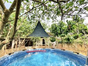 Le Camptainer, Glamping Eco Farm Stay