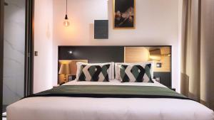 Hotels Star Champs-Elysees : photos des chambres