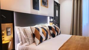 Hotels Star Champs-Elysees : photos des chambres