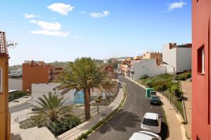 3 bedroom apartment near Sta Cruz