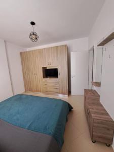 Views on Vlore - Lungomare